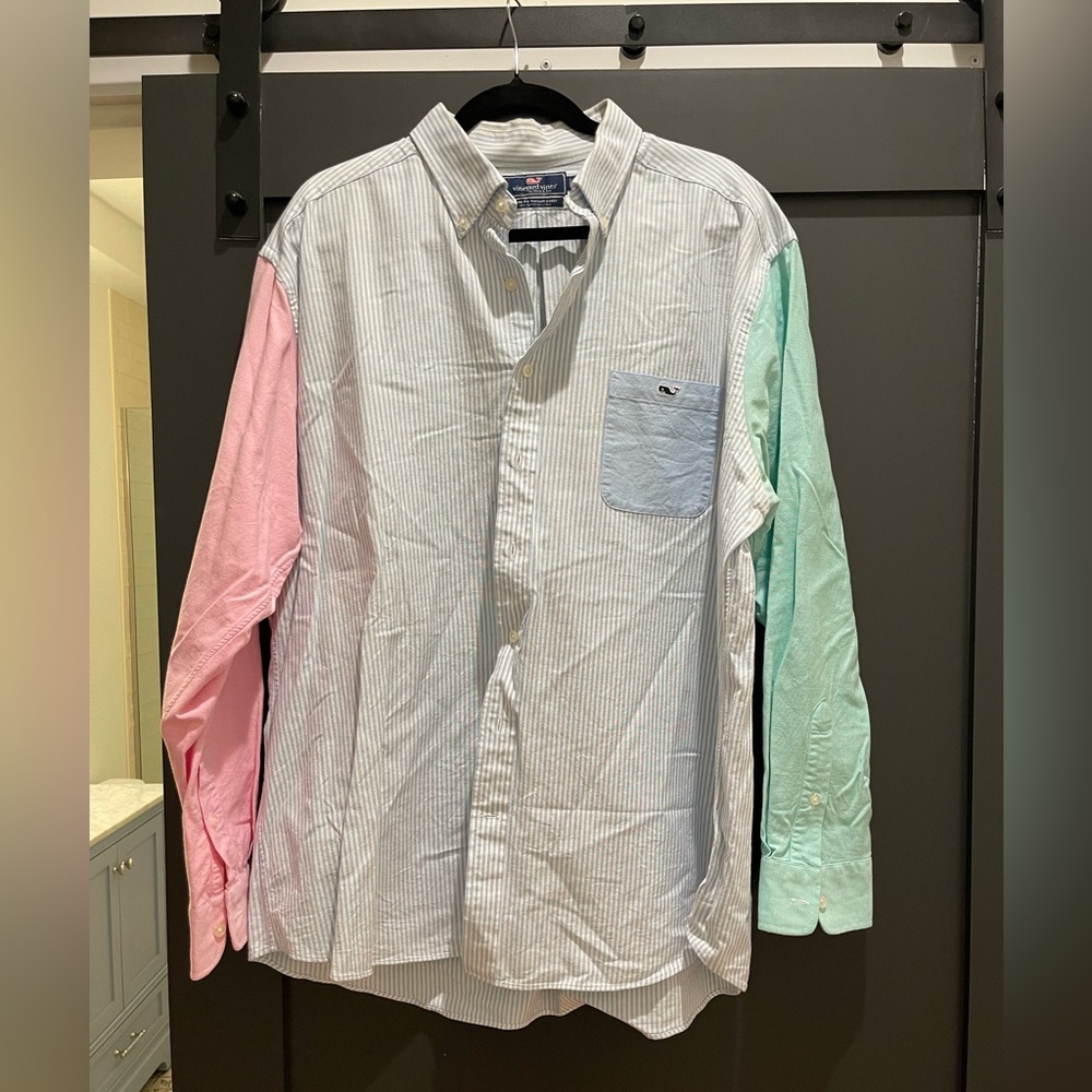 Vineyard Vines Men’s Colorblock Button Down